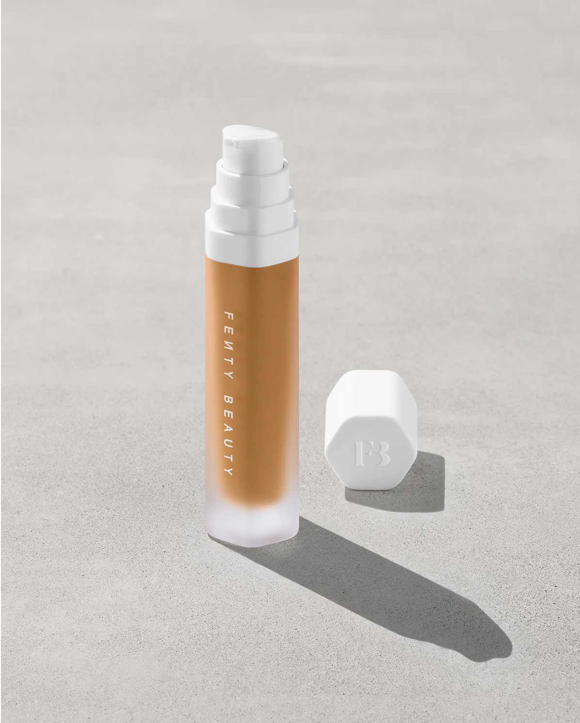 Fenty - Soft'lit Naturally Luminous Longwear Foundation