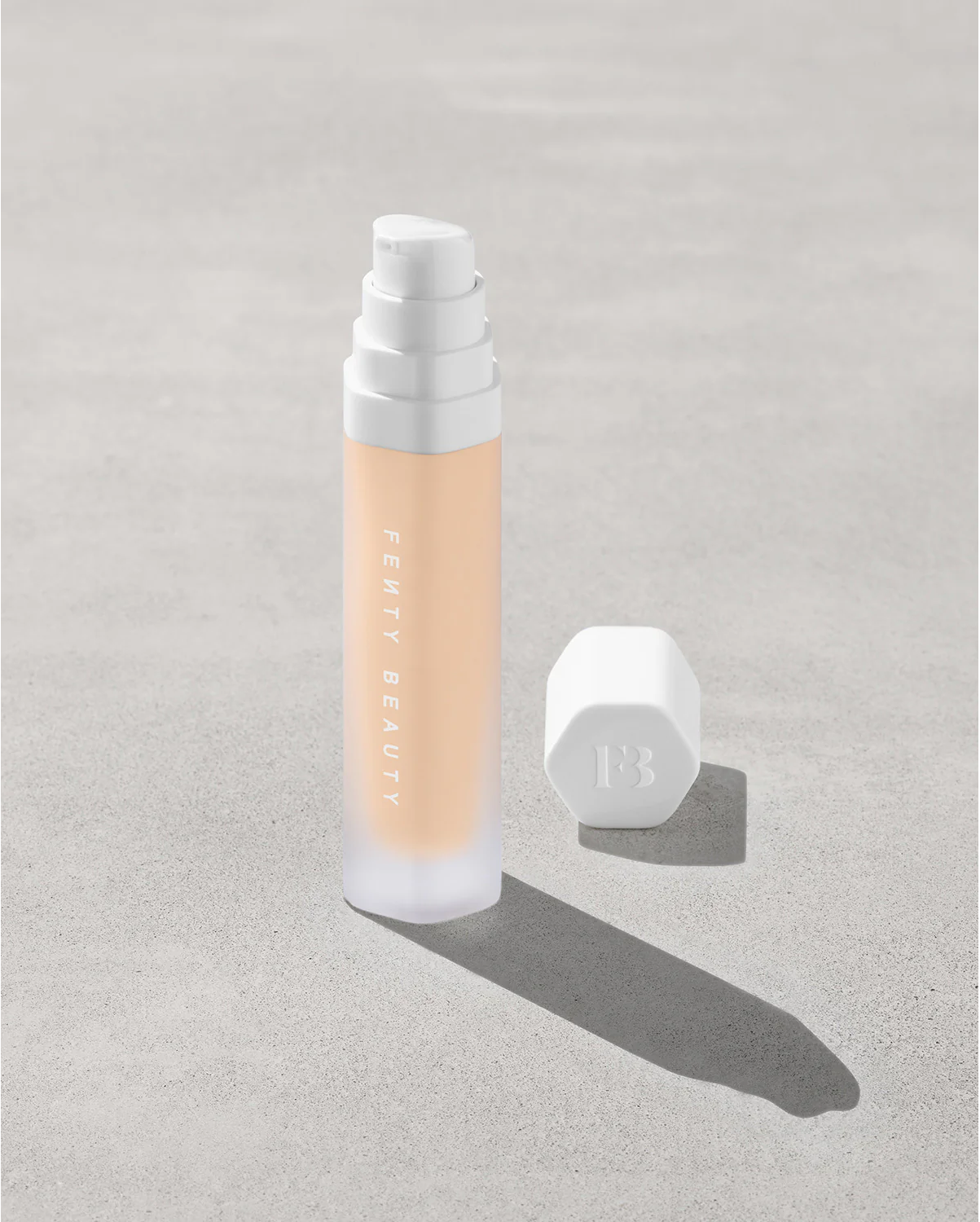 Fenty - Soft'lit Naturally Luminous Longwear Foundation