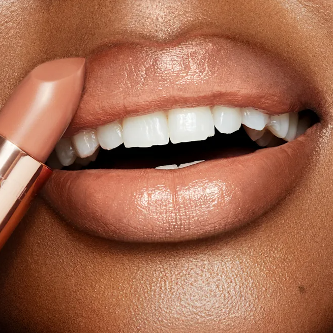 Charlotte Tilbury - K.I.S.S.I.N.G Lipstick