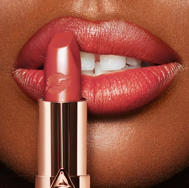 Charlotte Tilbury - Matte Revolution Lipstick