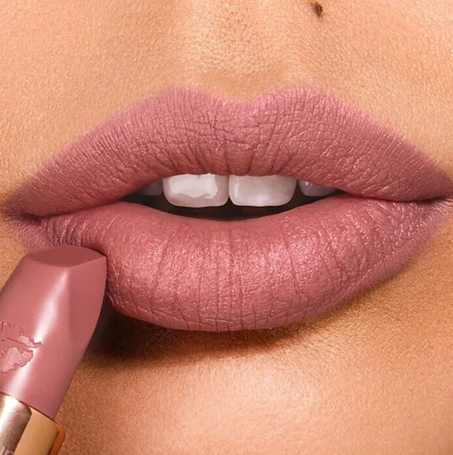 Charlotte Tilbury - Matte Revolution Lipstick